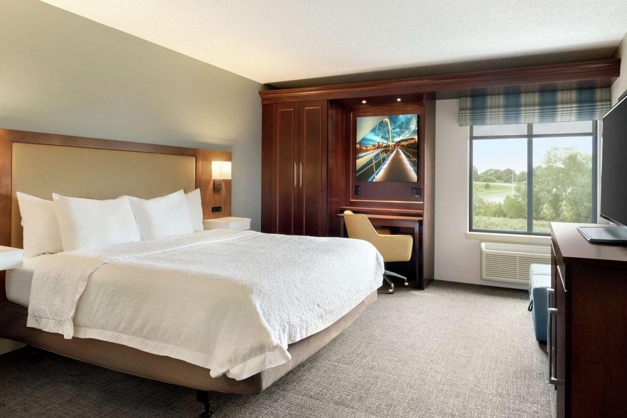 Hampton Inn West Des Moines Lake Drive Ngoại thất bức ảnh