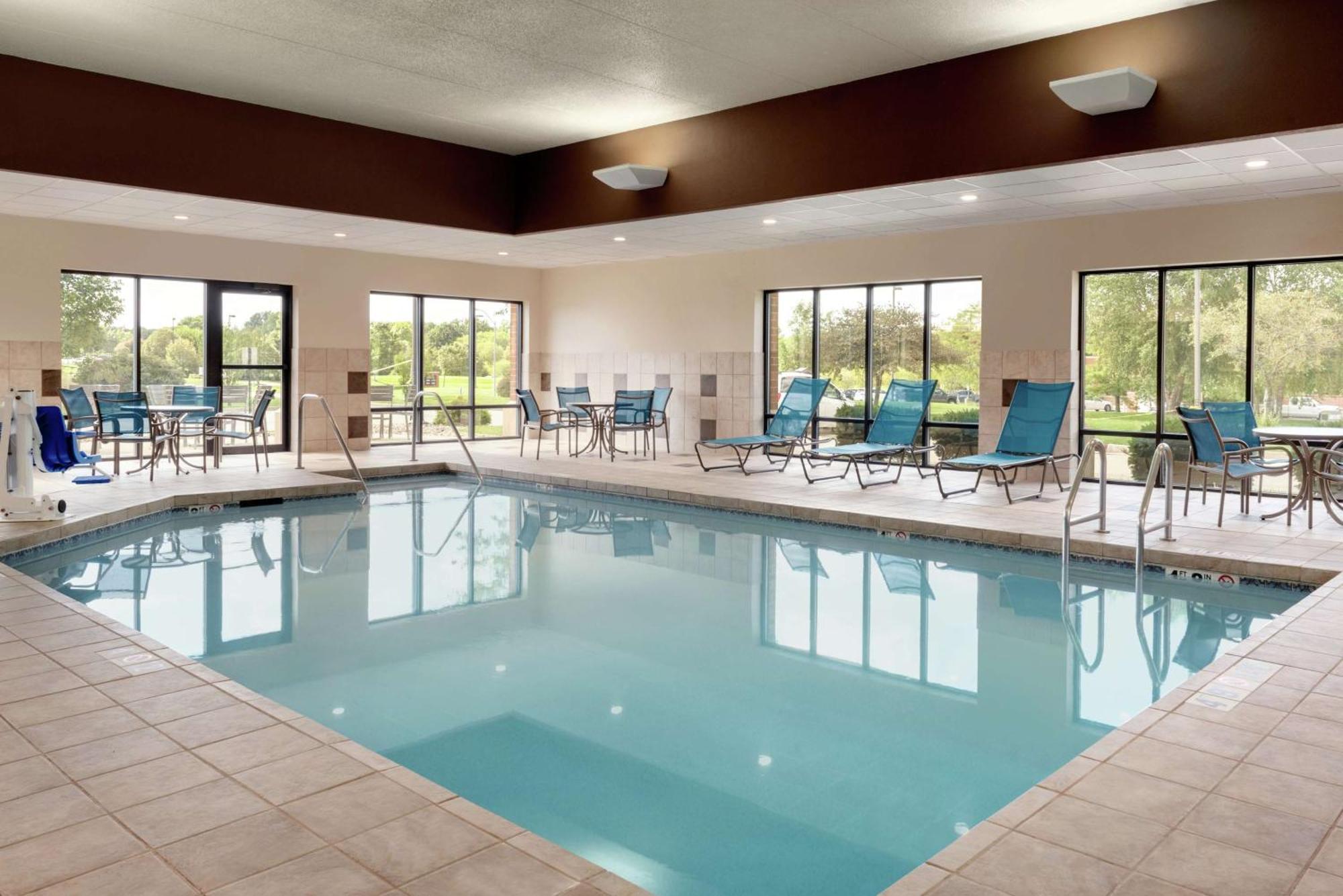 Hampton Inn West Des Moines Lake Drive Ngoại thất bức ảnh