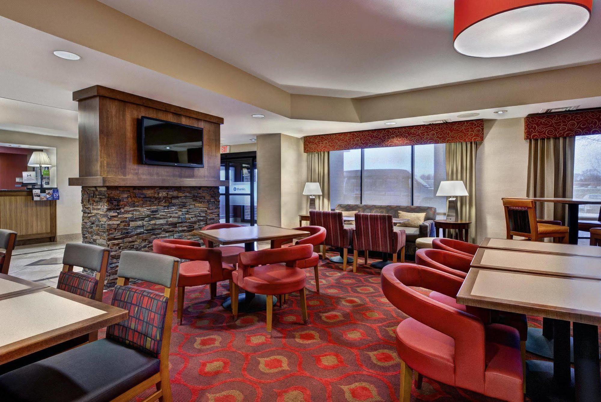 Hampton Inn West Des Moines Lake Drive Ngoại thất bức ảnh